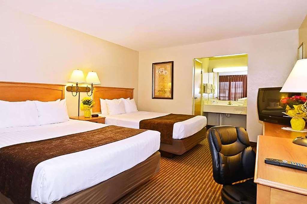 Days Inn By Wyndham Birch Run Kamer foto